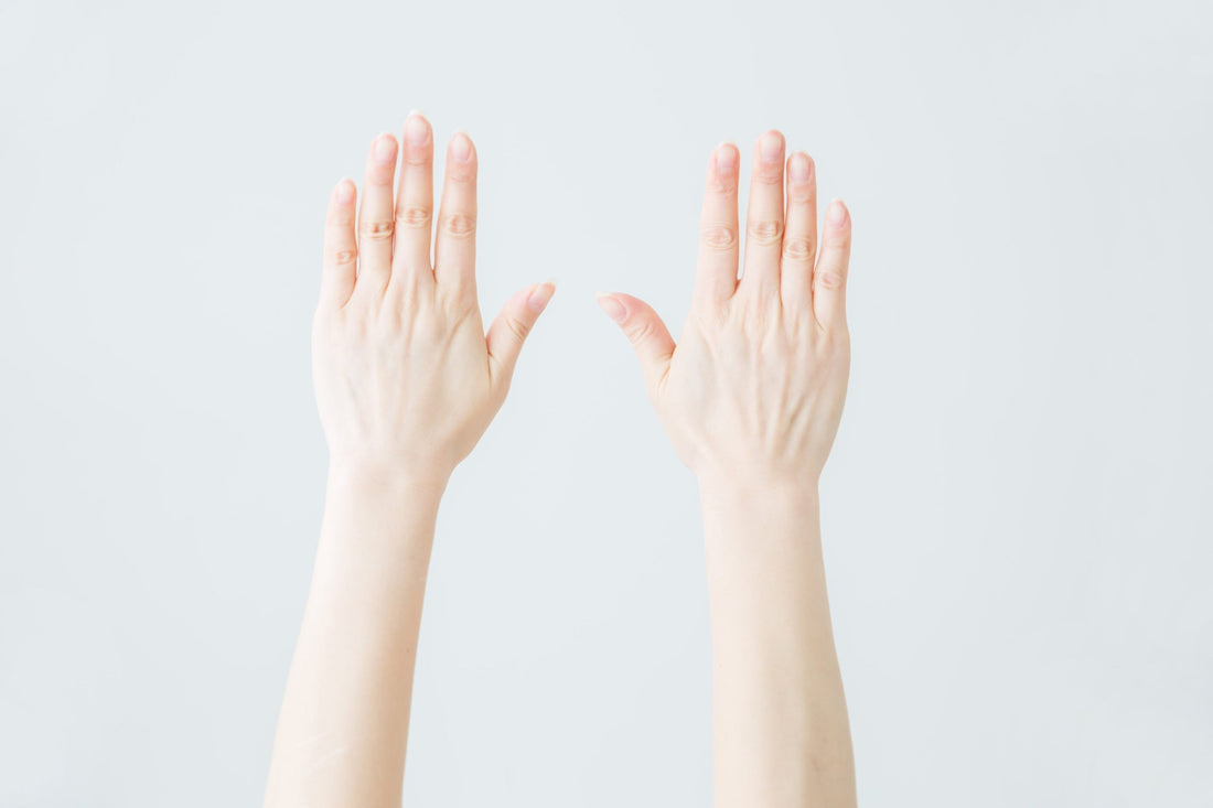 実はつける指ごとに意味がある!ペアリングは右手左手どこの指?ペアリングのつけ方紹介