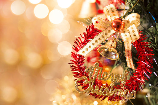 ジュエリーで気分を上げるクリスマス！シチュエーション別・おすすめジュエリーをチェック