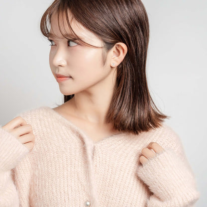 K10  フラワーシェル スタッドピアス（ヒイラギ）｜43-1225