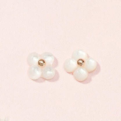 K10 フラワーシェル スタッドピアス（アジサイ）｜43-1227
