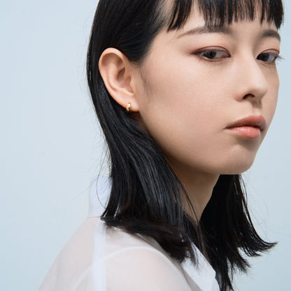 K18 月甲 フープピアス（10×5） ❘ 43-1361