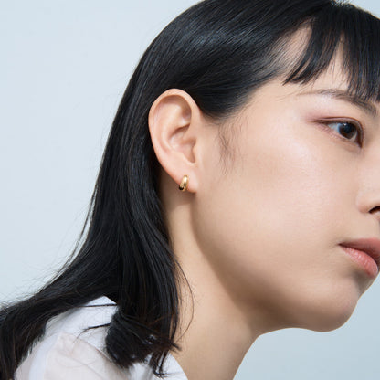 【片耳】K18 月甲 フープピアス（10×5） ❘ 43-1476