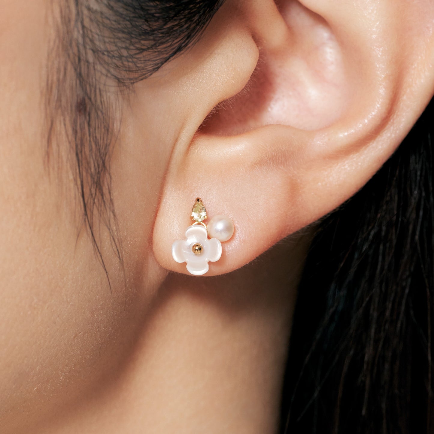 K10 フラワーシェル ピアス（ピンク） ❘ 43-8622