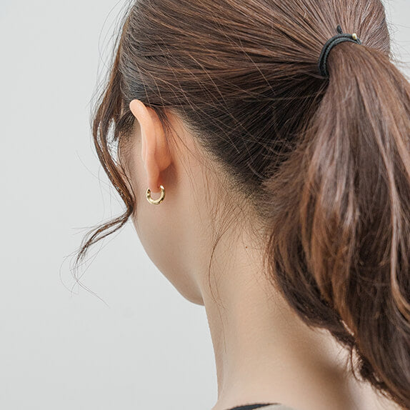 SV925 地金 デザイン フープピアス（03-W/Y）｜ 44-1520-1521