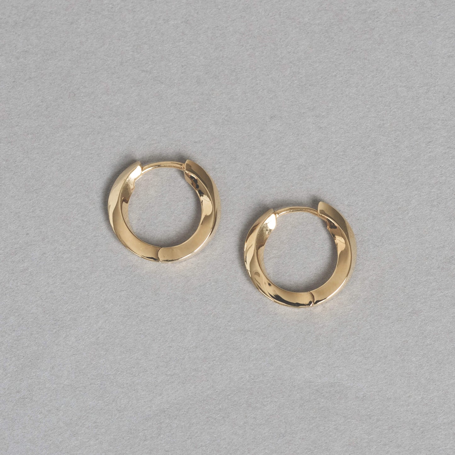 SV925 地金 デザイン フープピアス（04-W/Y）| 44-1523-1524