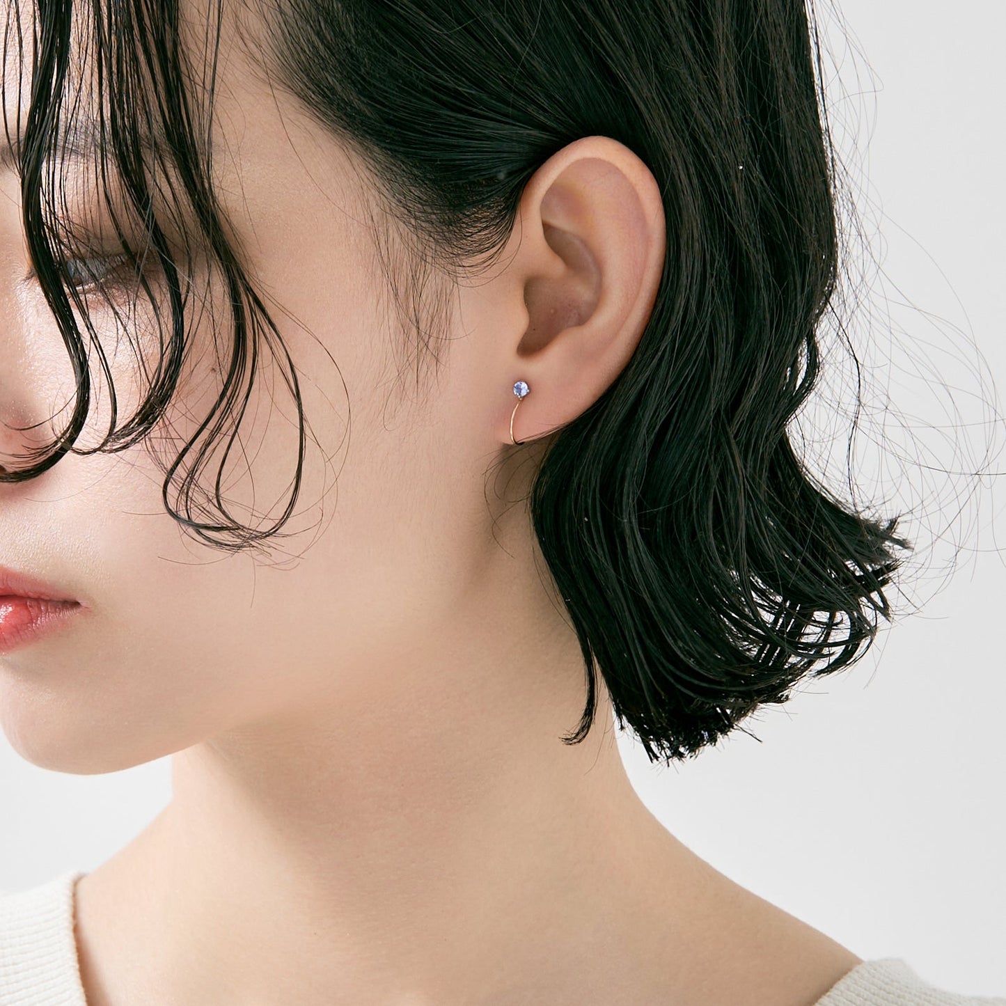 K10 誕生石 イヤリング（12月：タンザナイト）| 55-7092