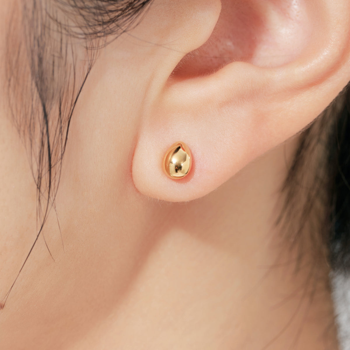 K18 地金 中空 スタッドピアス（たまご）| 95-8134