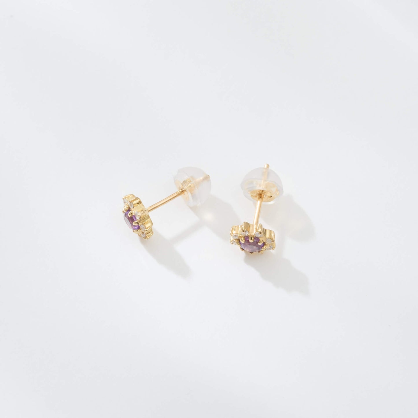 【受注生産】K18 誕生石×ダイヤモンド スタッドピアス （2月：アメジスト）❘ 96-3041