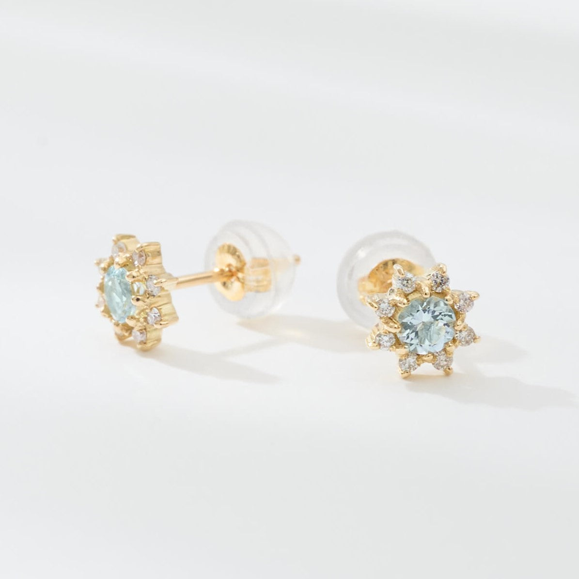 【受注生産】K18 誕生石×ダイヤモンド スタッドピアス （3月：アクアマリン）❘ 96-3042