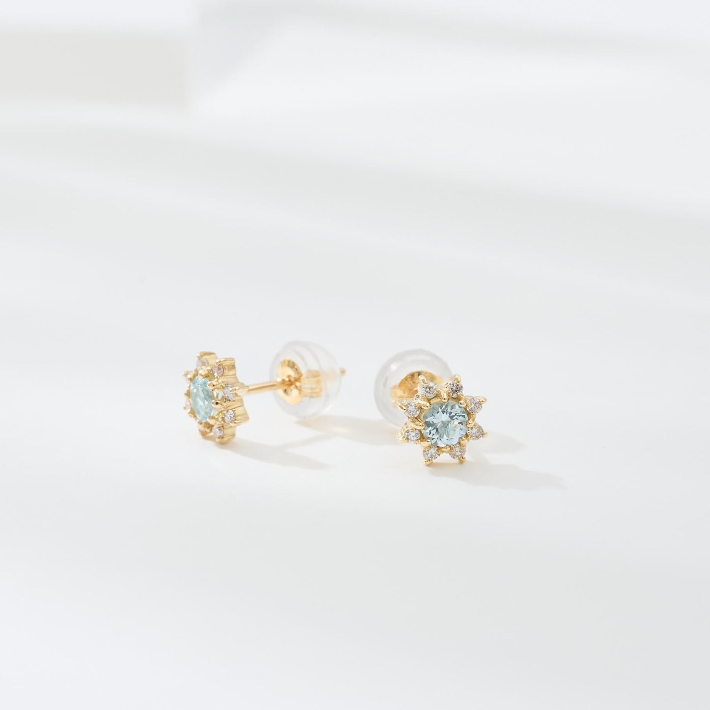 【受注生産】K18 誕生石×ダイヤモンド スタッドピアス （3月：アクアマリン）❘ 96-3042