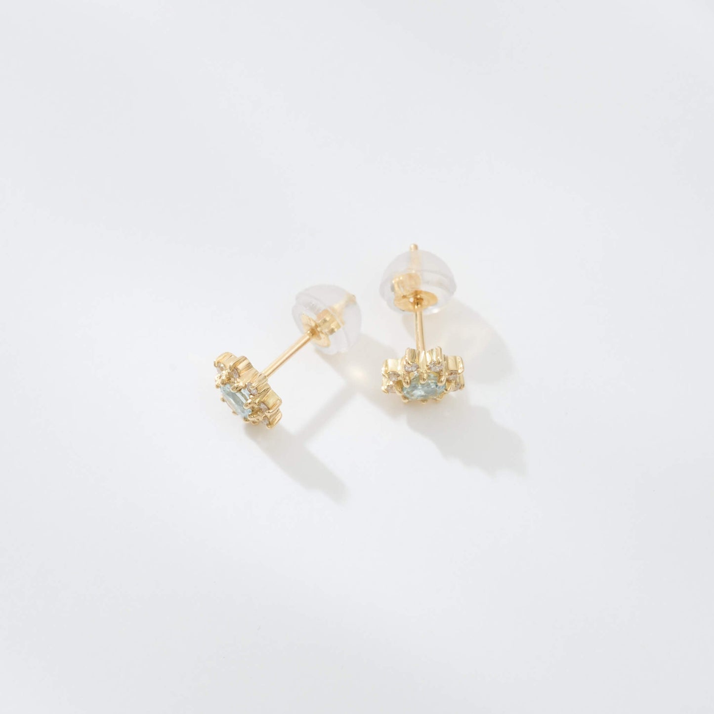 【受注生産】K18 誕生石×ダイヤモンド スタッドピアス （3月：アクアマリン）❘ 96-3042