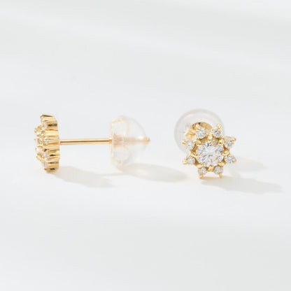 K18 誕生石×ダイヤモンド スタッドピアス （4月：ダイヤモンド）❘ 96-3043