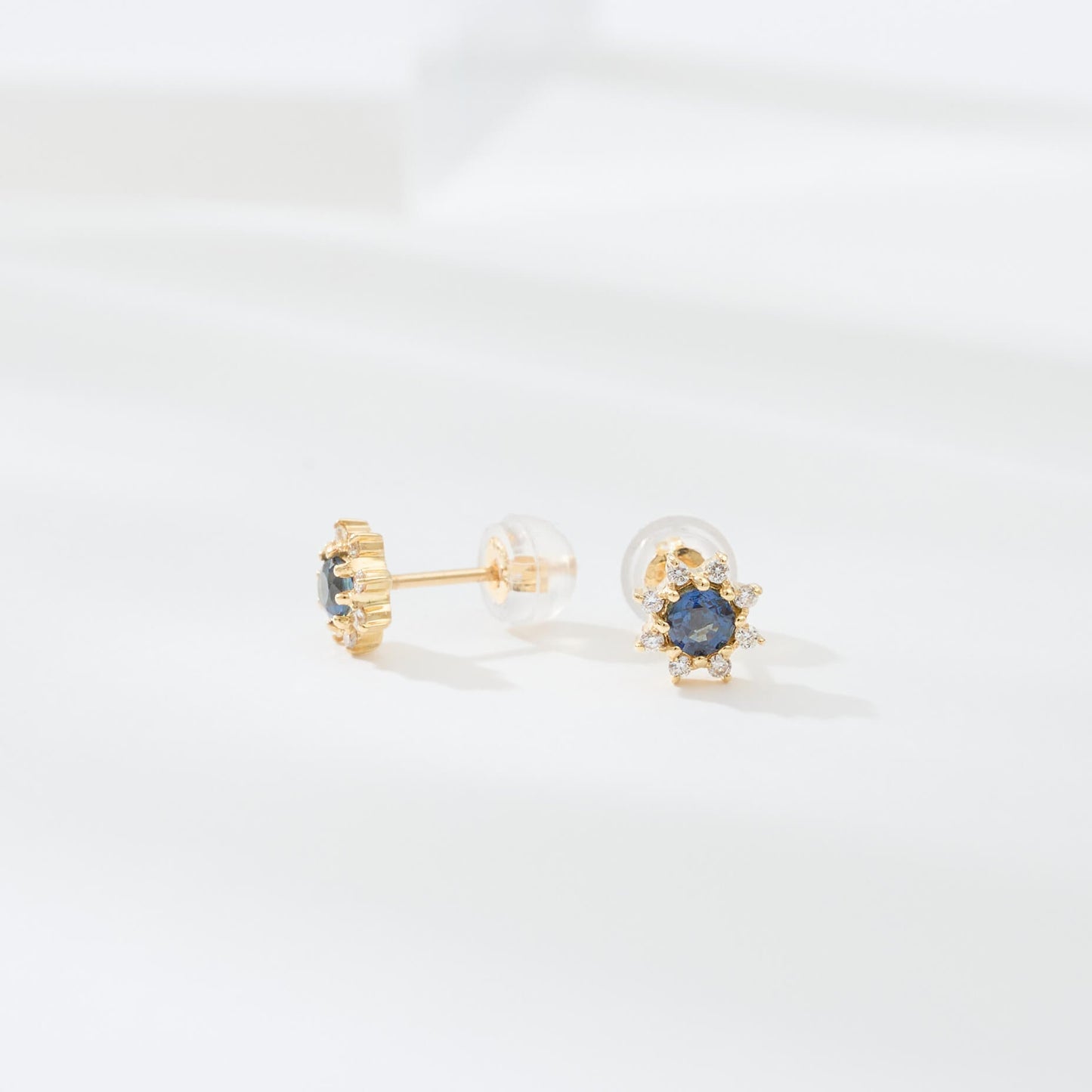 K18 誕生石×ダイヤモンド スタッドピアス （9月：サファイア）❘ 96-3048