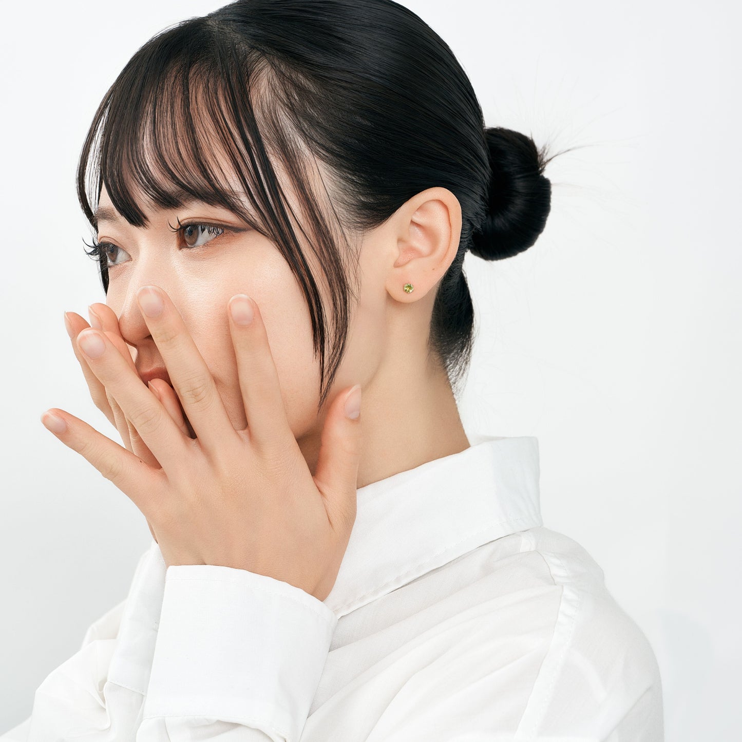 K18 誕生石 スタッドピアス 4mm（8月：ペリドット）｜96-3208