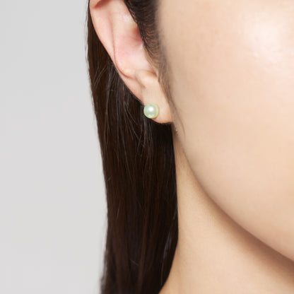 【受注生産】K10 カラーシェルパール スタッドピアス（6mm/ペールグリーン）｜ 96-6927