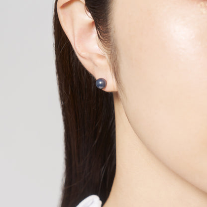 K10 カラーシェルパール スタッドピアス（6mm/ネイビー）| 96-6931