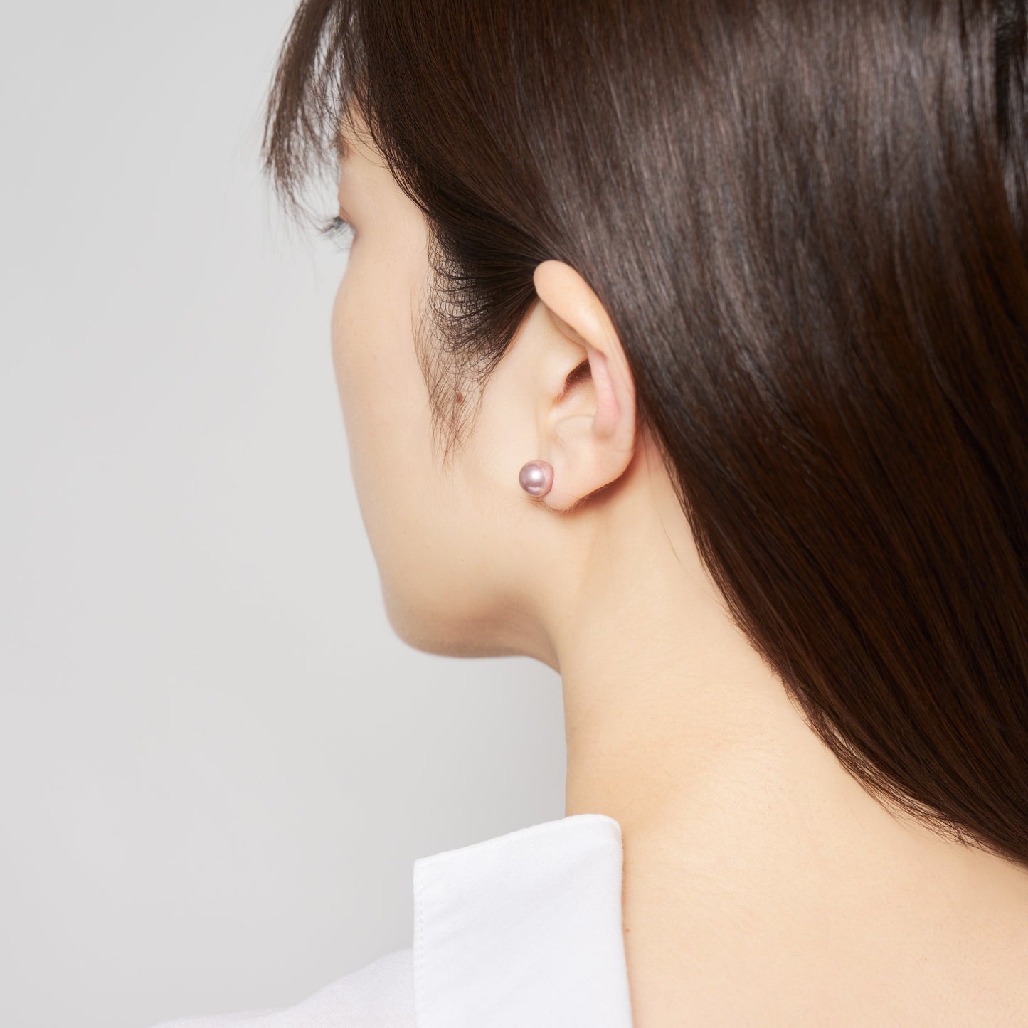 K10 カラーシェルパール スタッドピアス（8mm/ピンクベージュ）| 96-6936