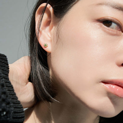 【受注生産】K18 誕生石×ダイヤモンド スタッドピアス （8月：ペリドット）❘ 96-3047