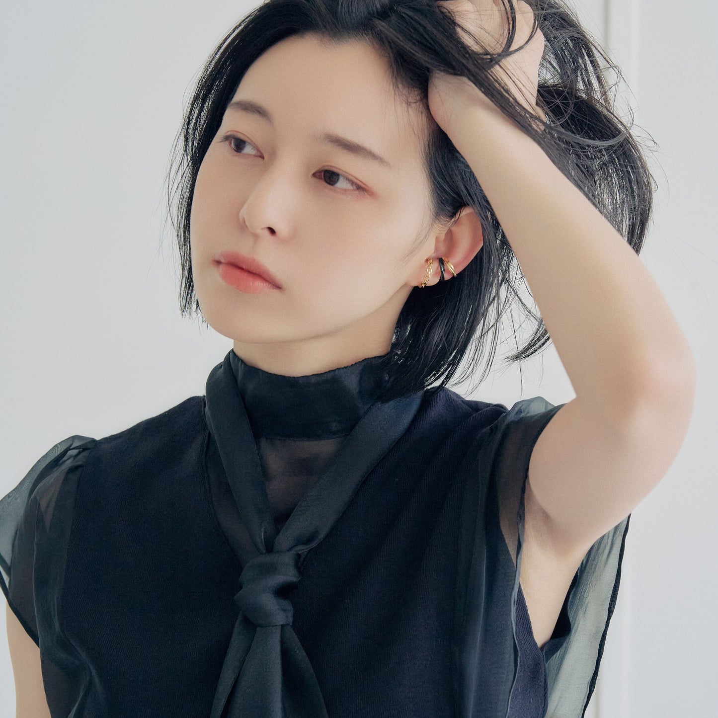 SV925 ユニセックス シンプル イヤーカフ（W/Y/B）｜51-8245-8246-9706
