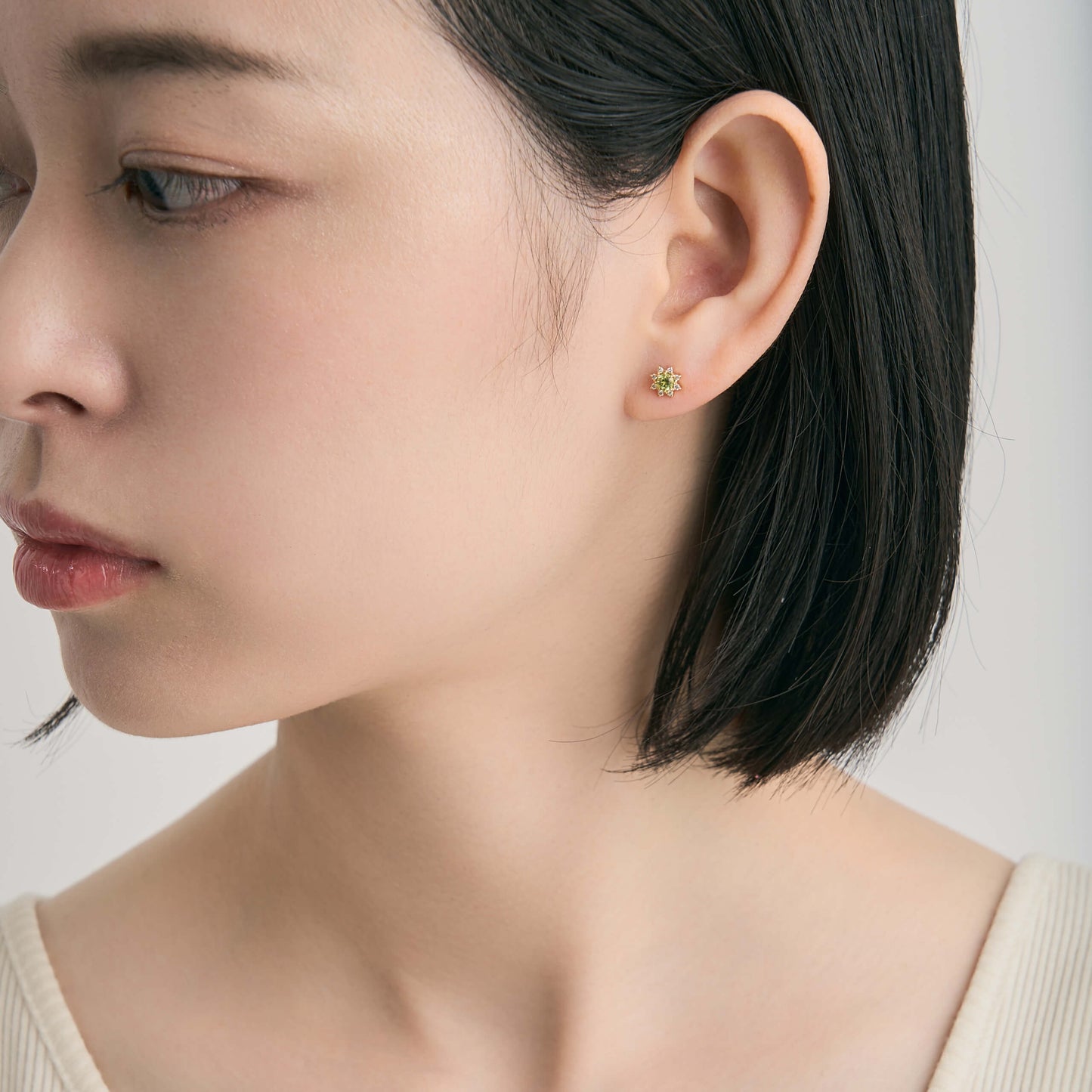 【受注生産】K18 誕生石×ダイヤモンド スタッドピアス （8月：ペリドット）❘ 96-3047
